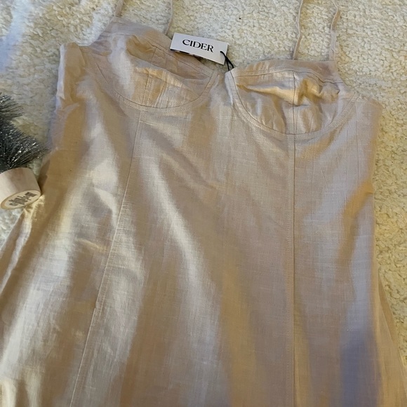 MIDI dress with slit - Picture 3 of 4